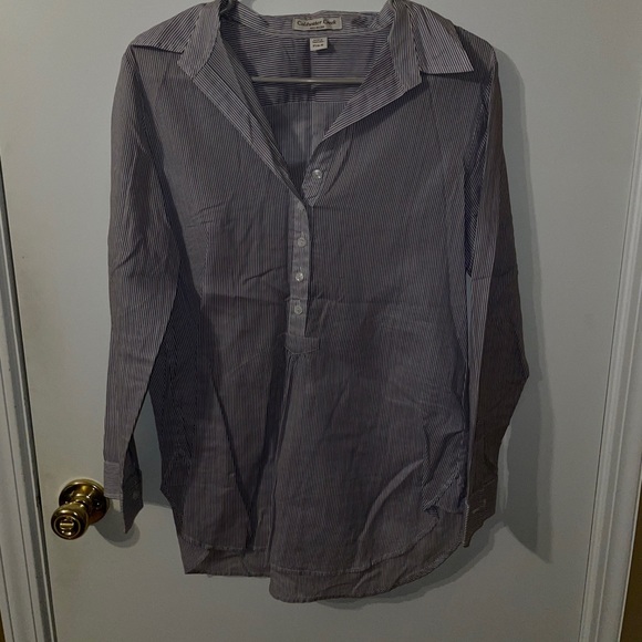 Shirt - Picture 1 of 3